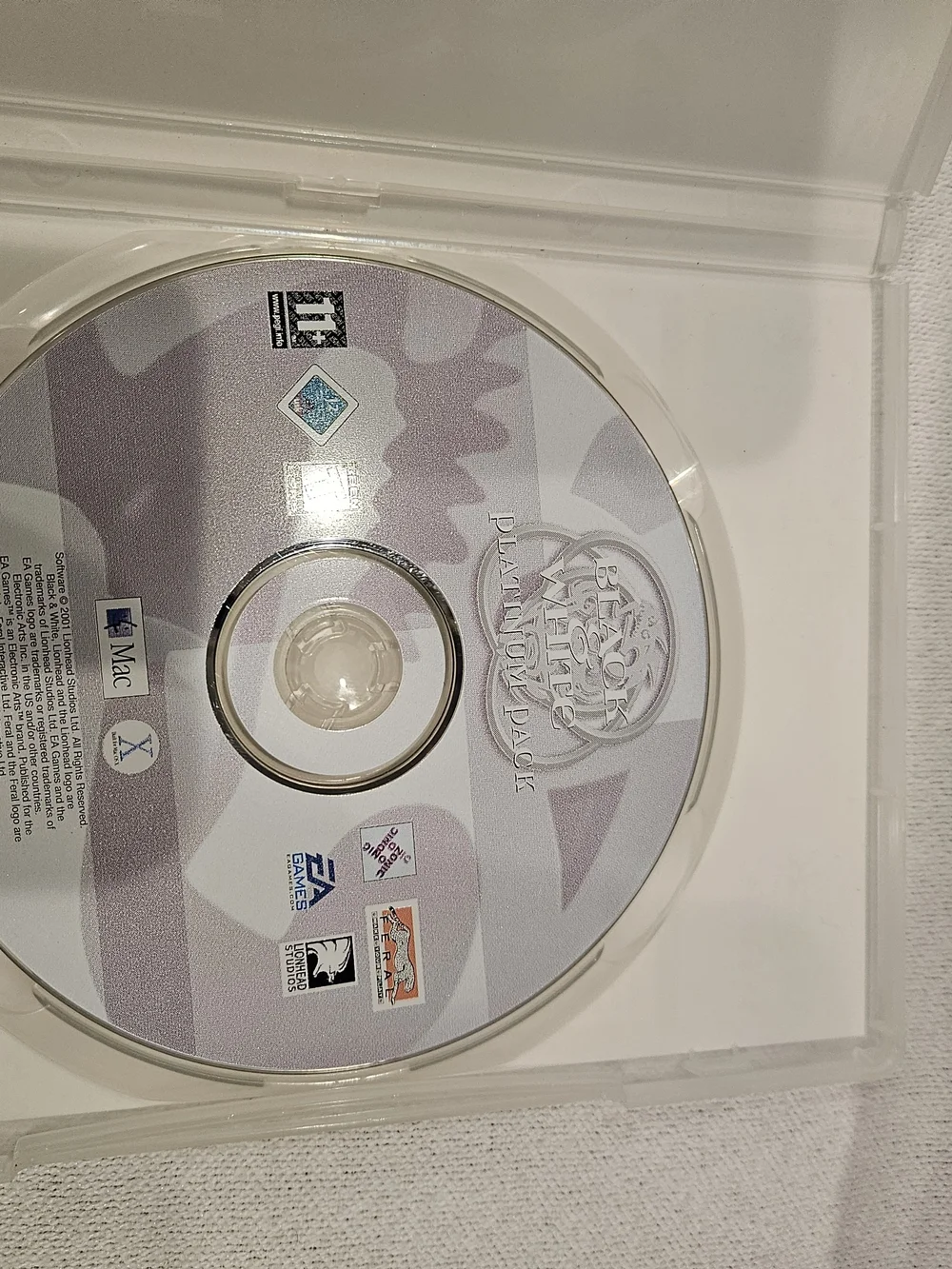 Black & White - Platinum Pack - Mac OS - 644247000630 - Includes Creature Isle.